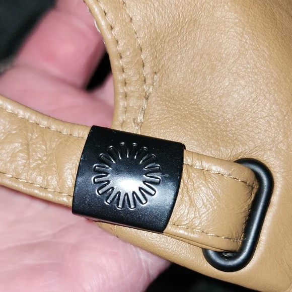 UGG Australia UnisexGenuine Cream Shearling Smooth Tan Leather Baseball Cap - Picture 12 of 15